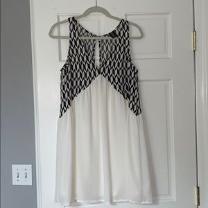 V neck dress worn once to prom Bought at LF